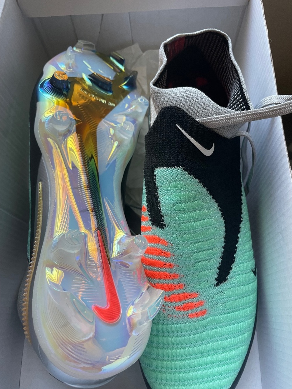Men’s soccer cleats